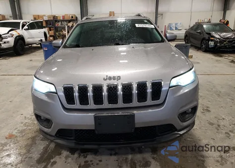 2019 Jeep Cherokee Latitude 4X4 из США, поврежденный, VIN 1C4PJMCB3KD459969